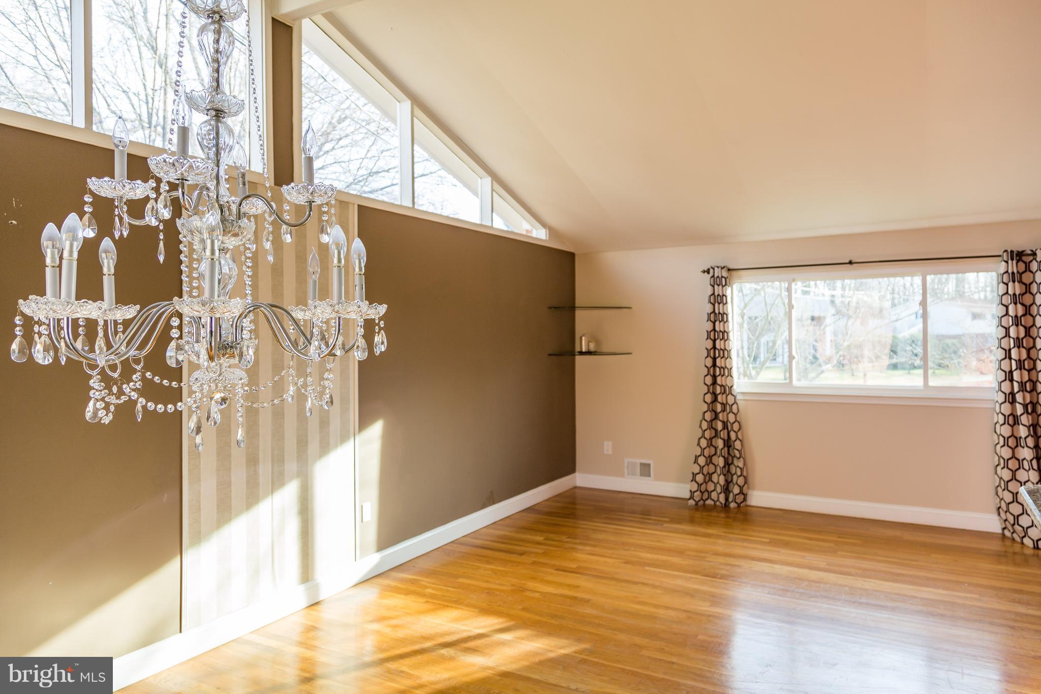 8134 Springfield Village Drive Springfield, VA 22152 - Photo 5 of 25 Interior (General)