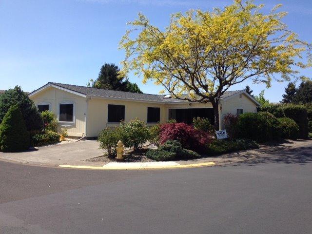 555 Freeman Road, Unit 77 Central Point, OR 97502 - Photo 1 of 12 Primary Photo