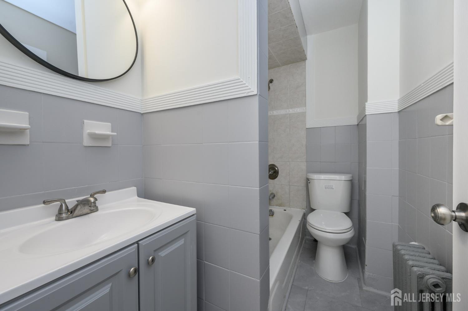 377 Delavan Street New Brunswick, NJ 08901 - Photo 12 of 33