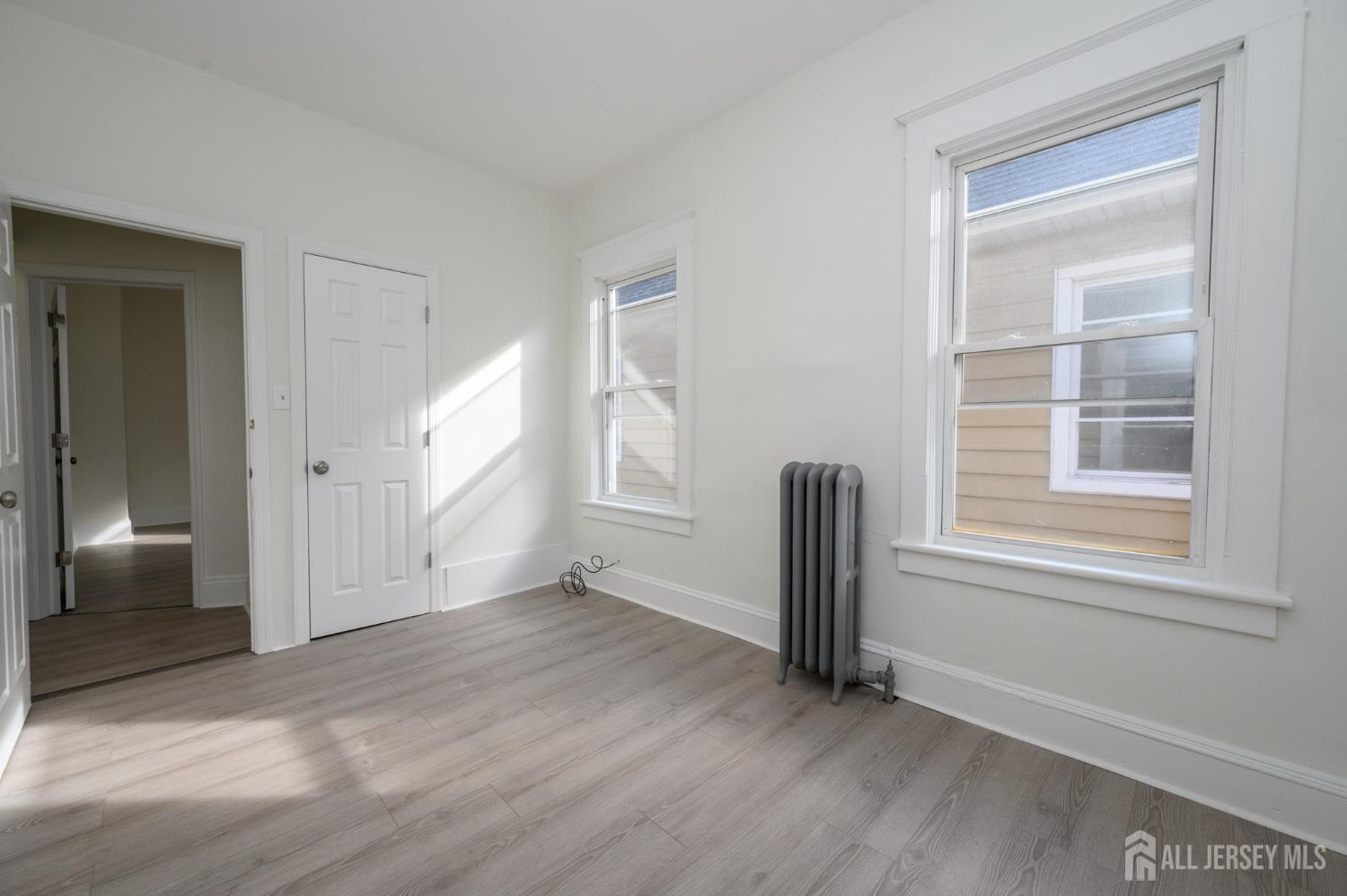 377 Delavan Street New Brunswick, NJ 08901 - Photo 14 of 33