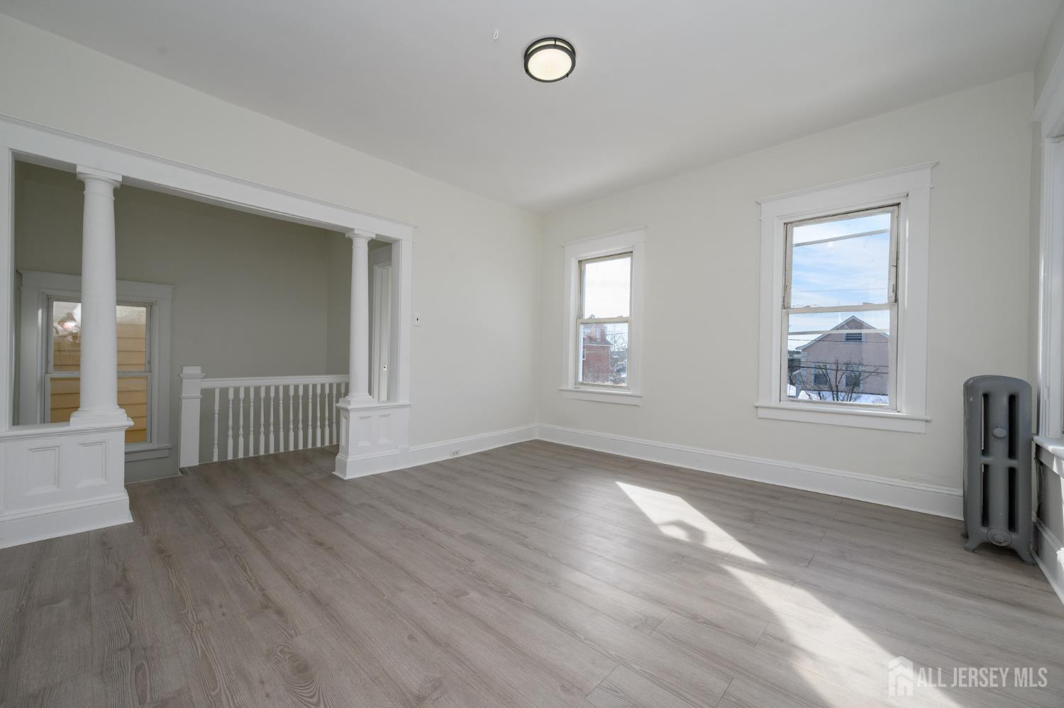 377 Delavan Street New Brunswick, NJ 08901 - Photo 6 of 33