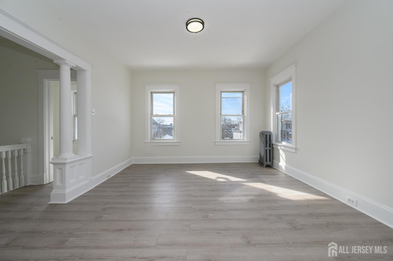 377 Delavan Street New Brunswick, NJ 08901 - Photo 7 of 33