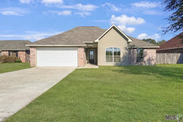 $249,900 | 12925 Bonnie Bleu Drive, Denham Springs, LA 70726
