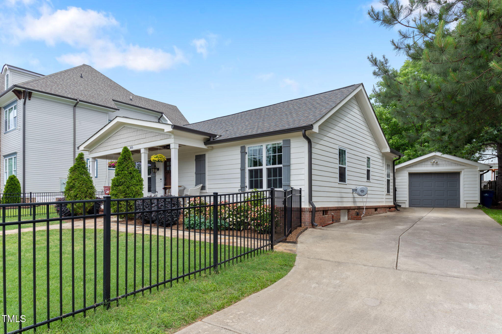 305 Georgetown Road Raleigh, NC 27608 - Photo 6 of 40 32-web-or-mls-305-georgetown-rd