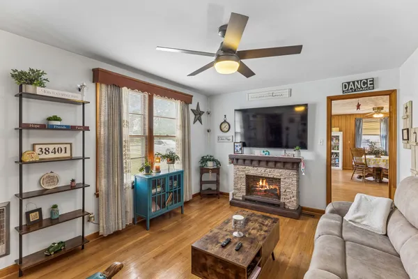 $284,900 | 110 Pleasant Drive, Columbia, TN 38401