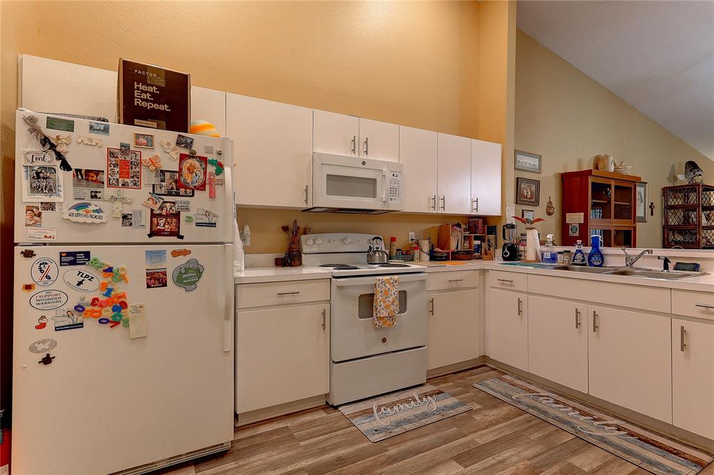 8405 Terrace Meadows Court, Unit 8405 Temple Terrace, FL 33637 - Photo 12 of 28