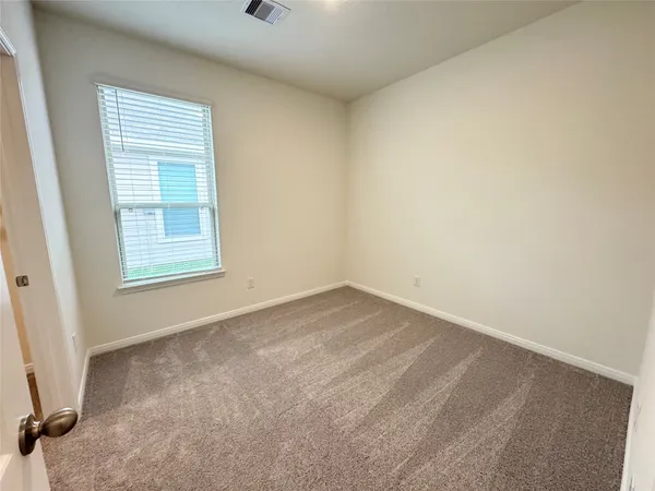 $1,900 | 3026 Dardanos Lane, Fresno, TX 77545