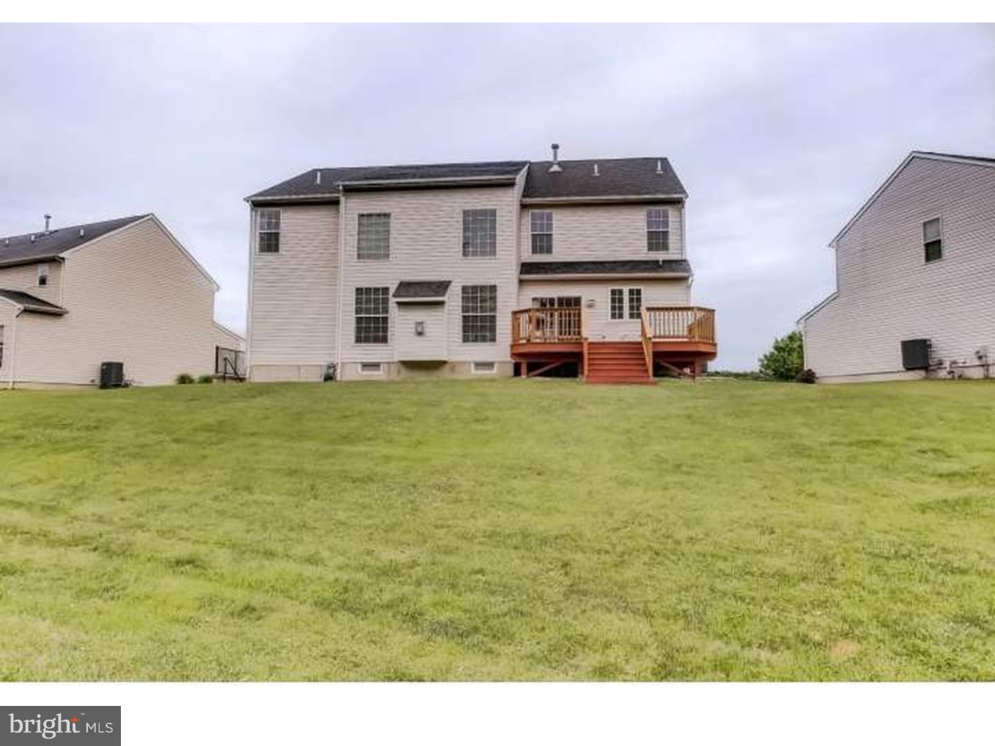 119 Riverside Lane East Fallowfield, PA 19320 - Photo 4 of 25 Gallery Image 4