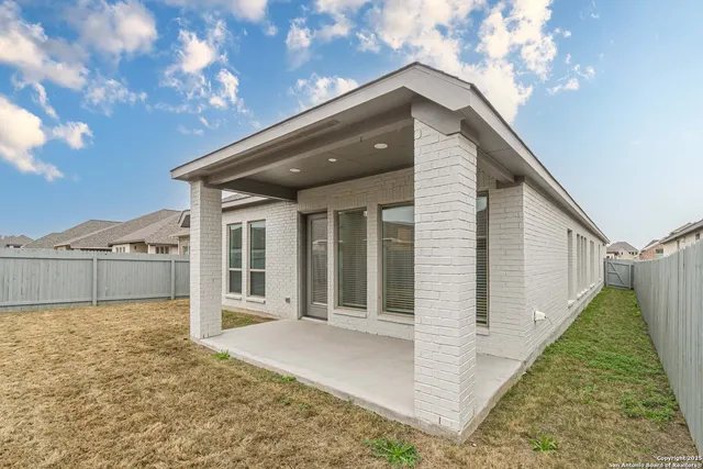 $2,600 | 9927 Cavvy Trail, San Antonio, TX 78254