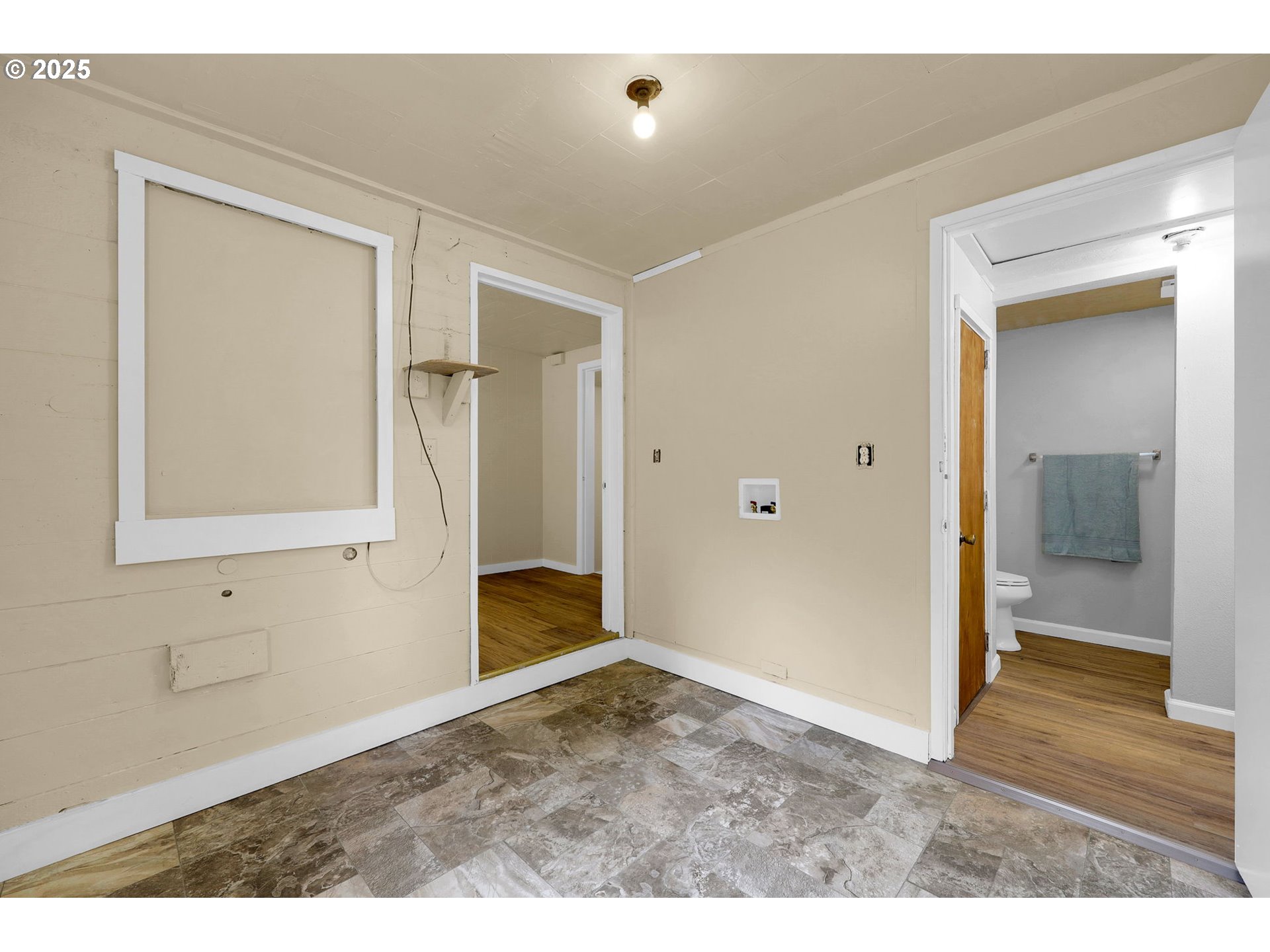 2785 Riverview Street Eugene, OR 97403 - Photo 26 of 44 a view of an empty room