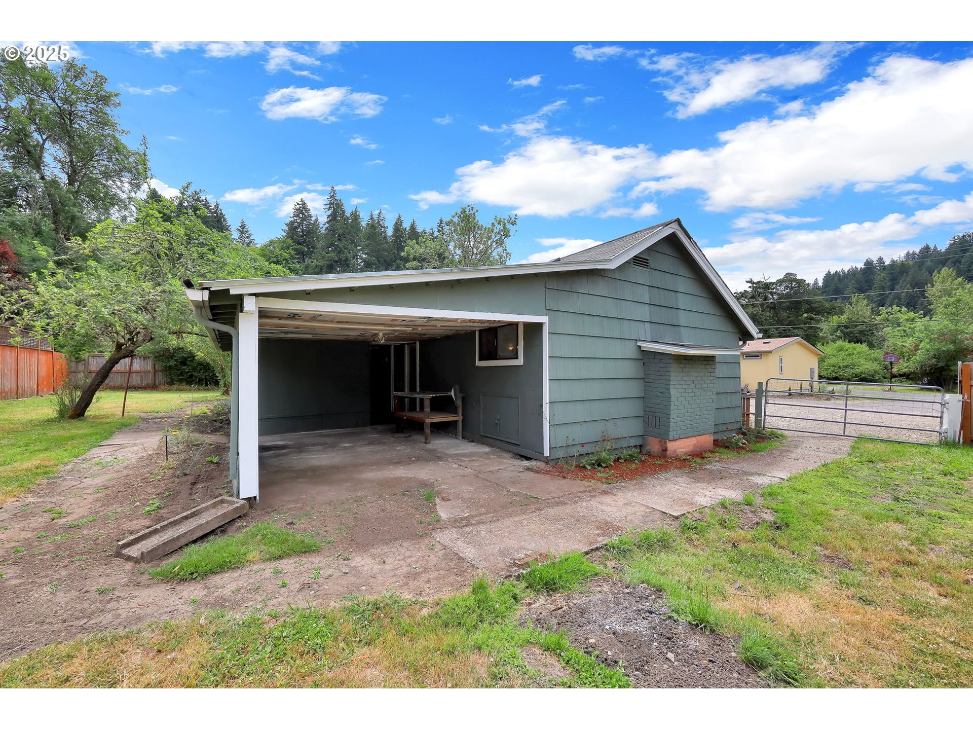 2785 Riverview Street Eugene, OR 97403 - Photo 32 of 44