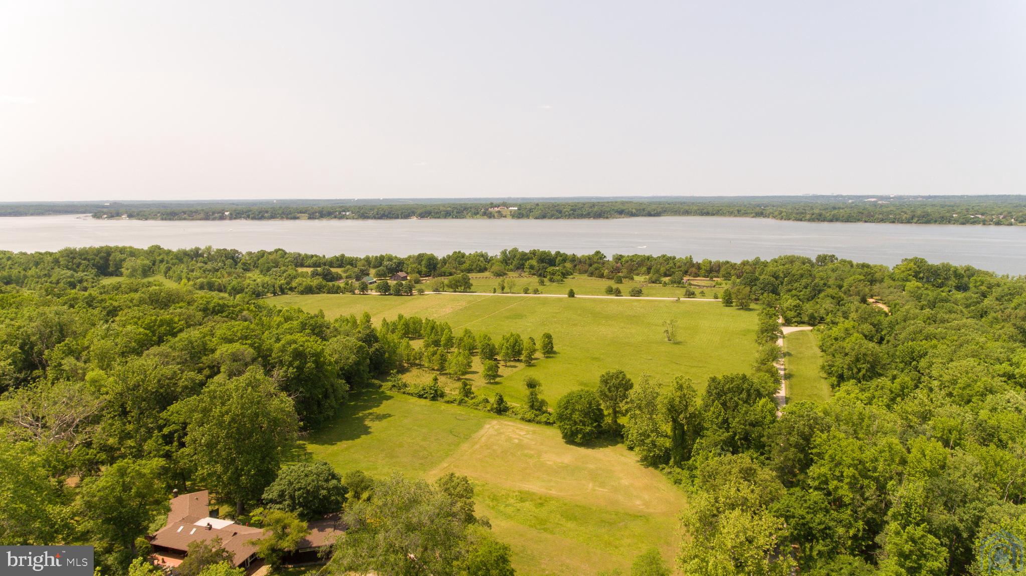 14500 Cactus Hill Road Accokeek, MD 20607 - Photo 21 of 69