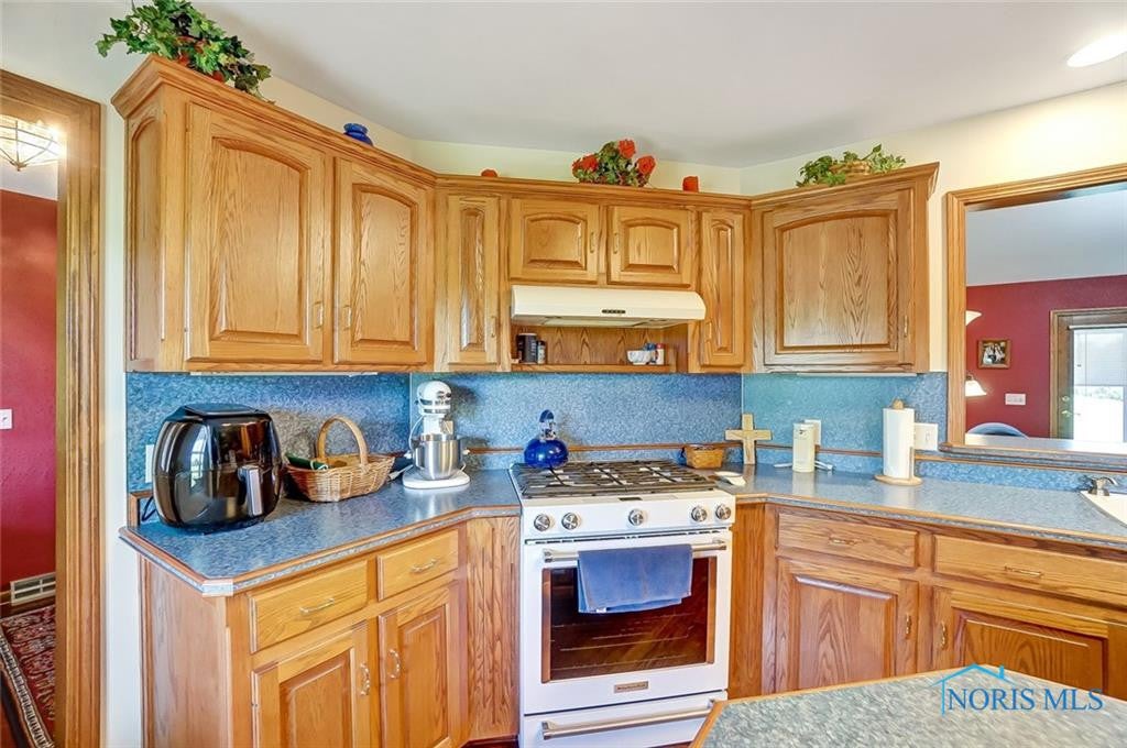 24113 Stony Ridge Road Perrysburg, OH 43551 - Photo 10 of 27 Gallery Image 10