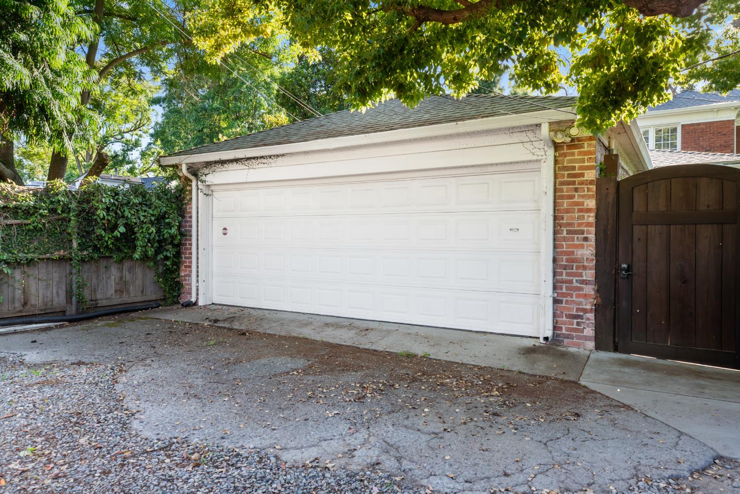 930 Sycamore Avenue Modesto, CA 95350 - Photo 6 of 53