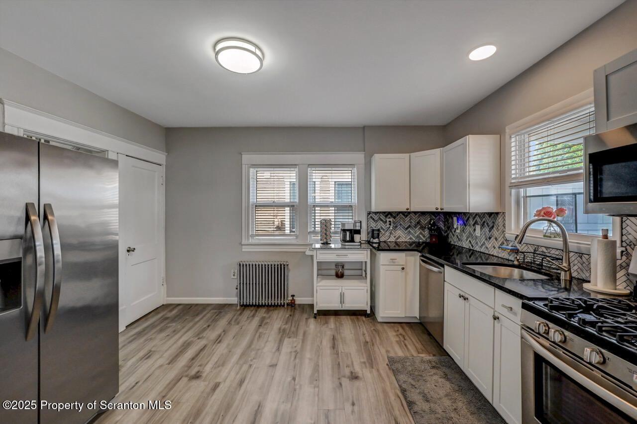 620 Foster Street Scranton, PA 18508 - Photo 13 of 38 Kitchen