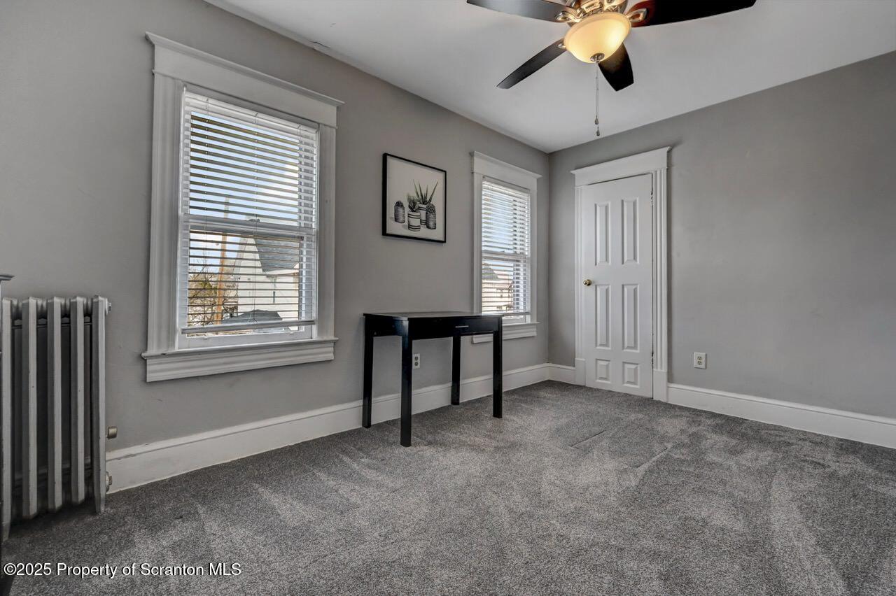 620 Foster Street Scranton, PA 18508 - Photo 20 of 38 Bedroom 2