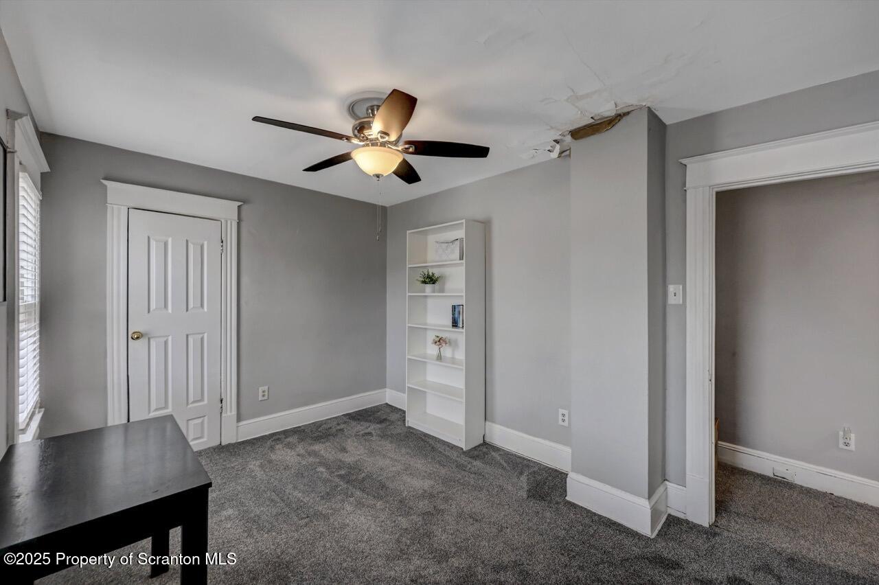 620 Foster Street Scranton, PA 18508 - Photo 21 of 38 Bedroom 2