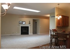 7301 Torrington Way Springfield, IL 62711 - Photo 3 of 7