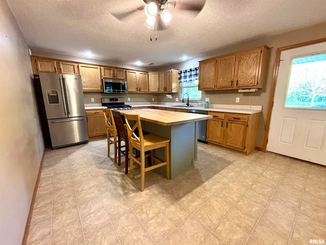 $280,000 | 7544 Geranium Road, Oakdale, IL 62268