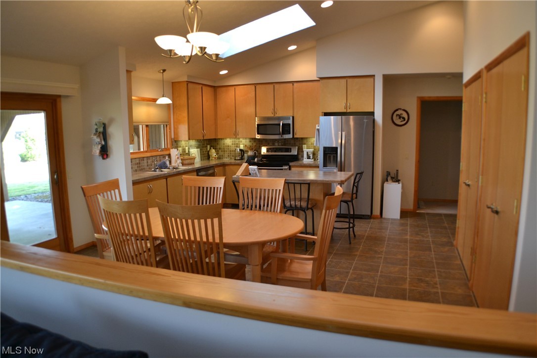 9055 Gatestone Road North Ridgeville, OH 44039 - Photo 8 of 49 Gallery Image 8