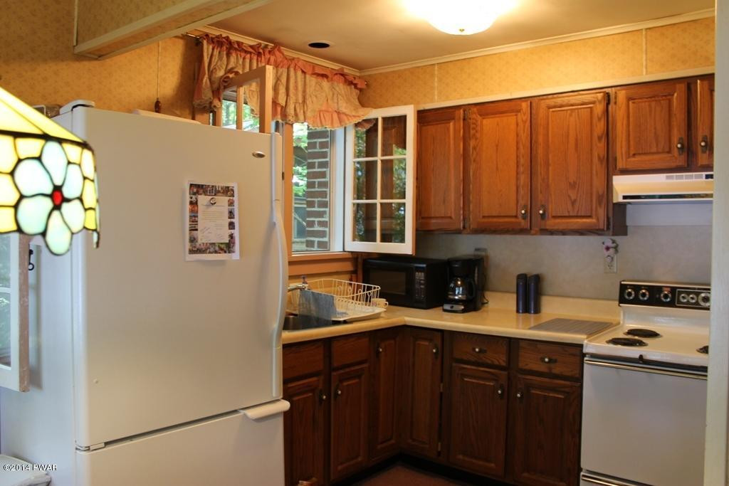 806 North Shore Road Tafton, PA 18464 - Photo 10 of 25 Gallery Image 10