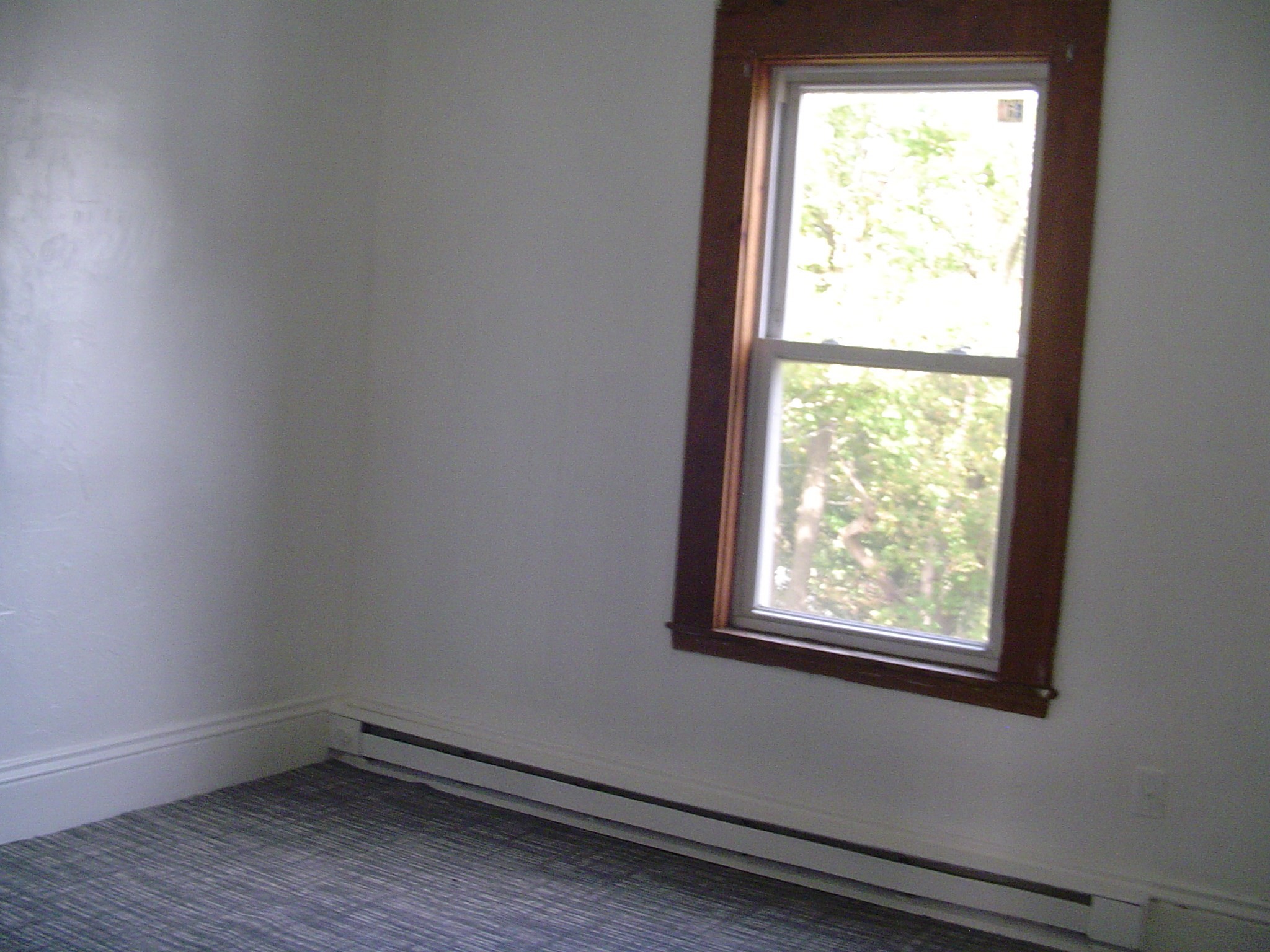 78 Rodney Street Worcester, MA 01605 - Photo 10 of 13 Gallery Image 10