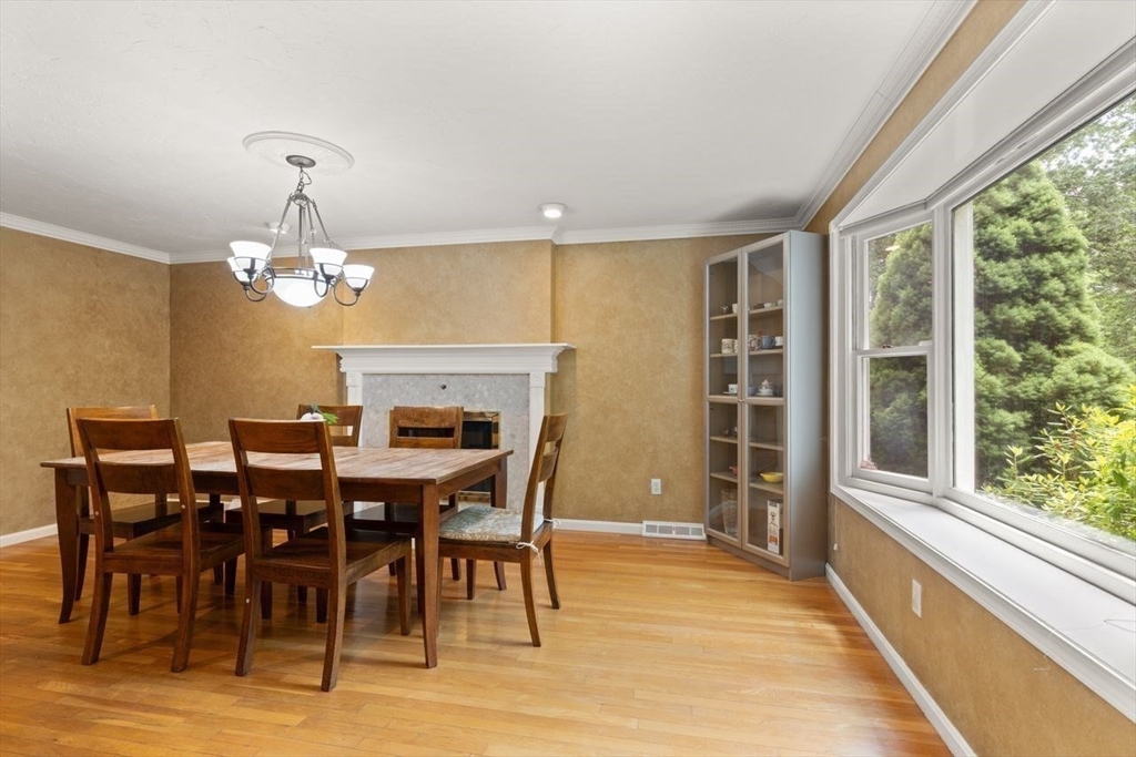 35 Castle Drive Sharon, MA 02067 - Photo 9 of 38