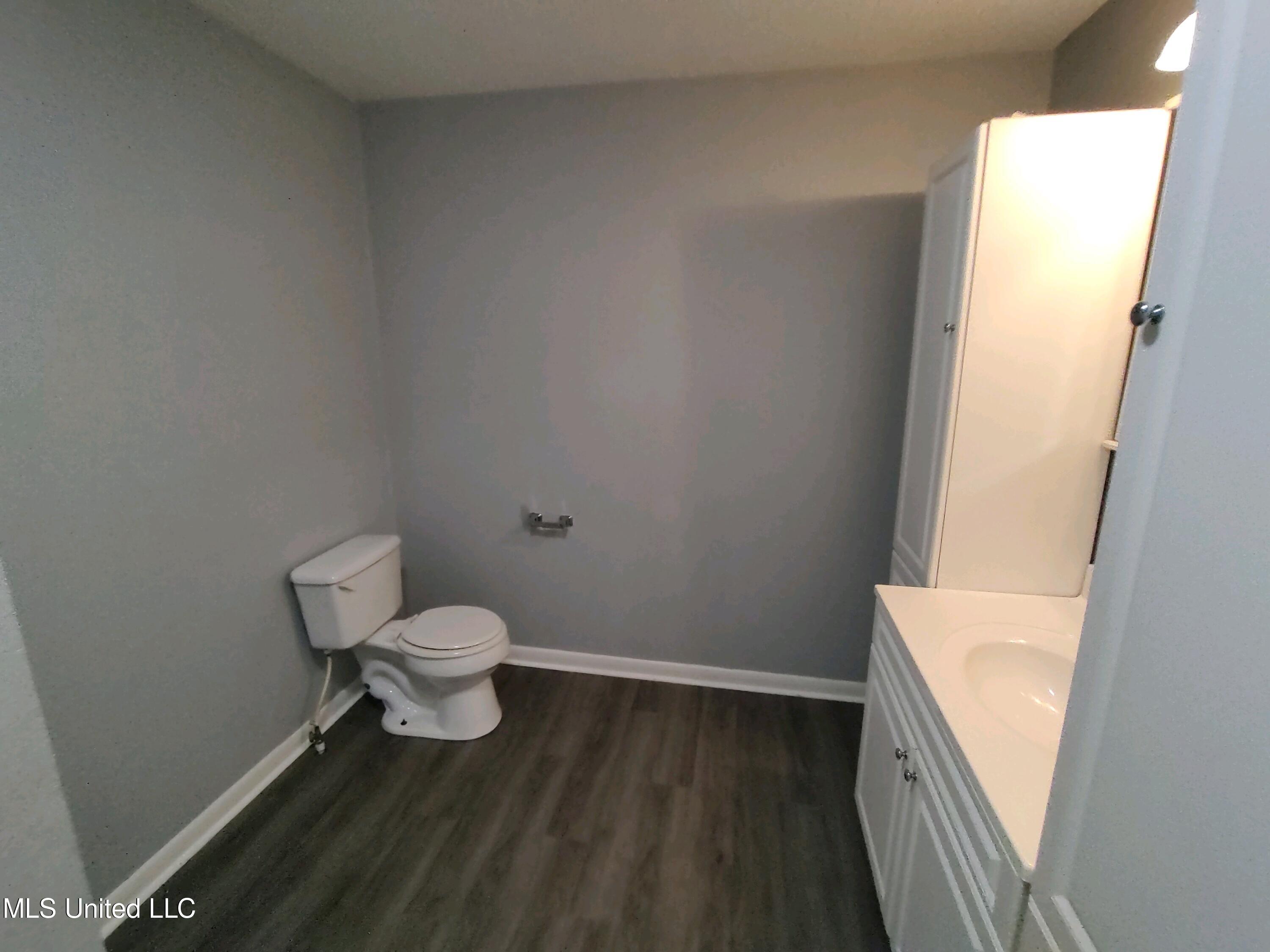 5443 Hubert Street Moss Point, MS 39563 - Photo 11 of 12 IMG_20231119_153608146