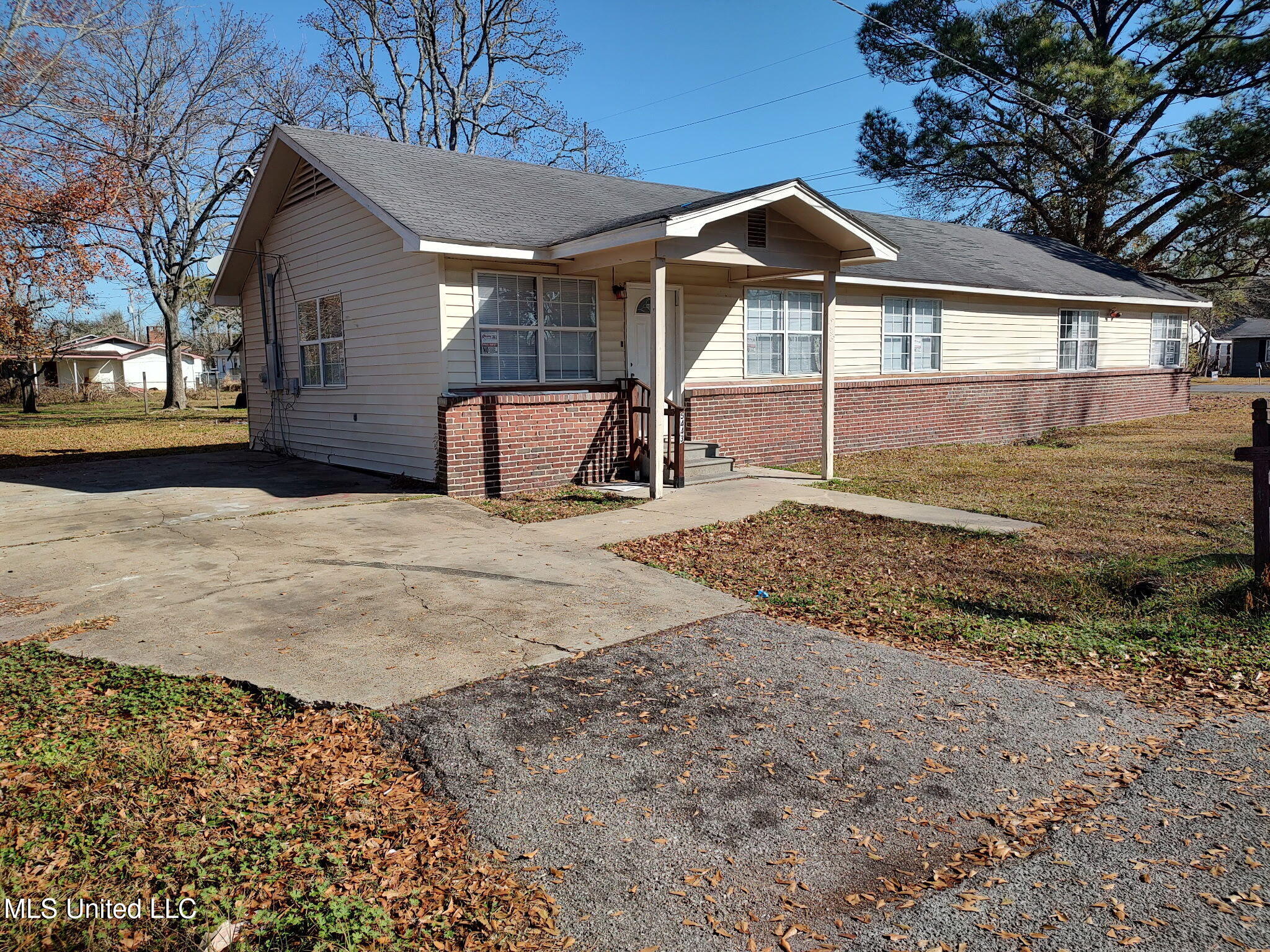 5443 Hubert Street Moss Point, MS 39563 - Photo 2 of 12 891576518608546893