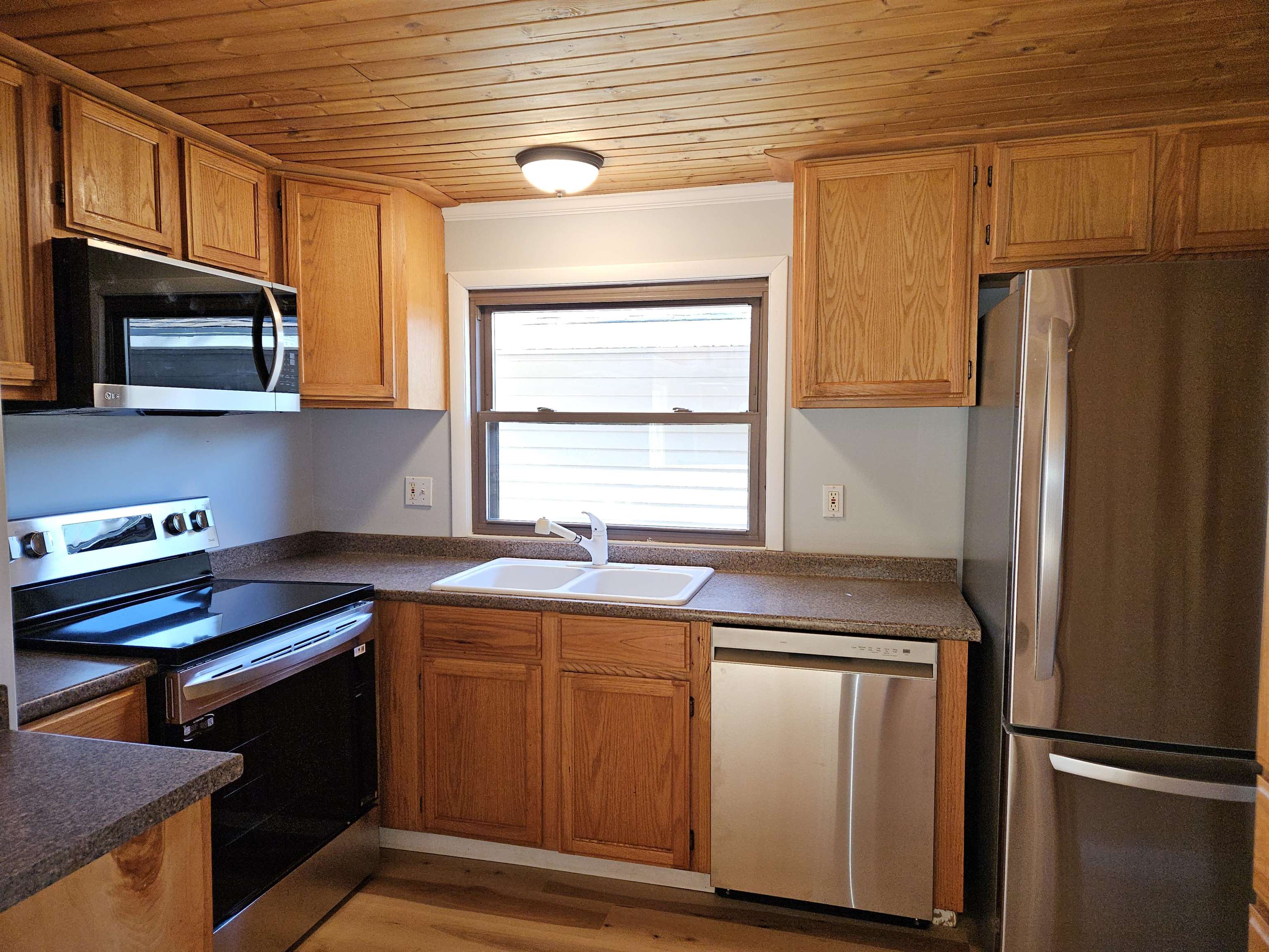 9832 Freedom Road Cadillac, MI 49601 - Photo 12 of 33