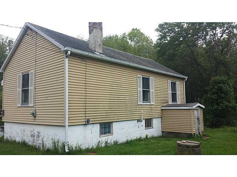 32 Arcadia Road Swansea, MA 02777 - Photo 8 of 9 Exterior Back.