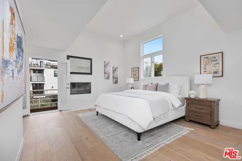 $2,695,000 | 28 Westwind Street, Marina del Rey, CA 90292