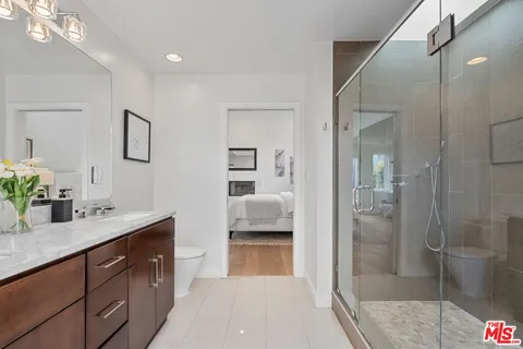 $2,695,000 | 28 Westwind Street, Marina del Rey, CA 90292