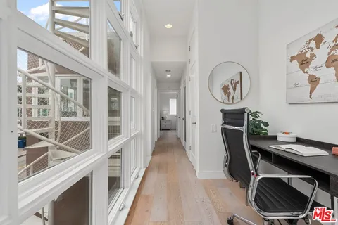 $2,695,000 | 28 Westwind Street, Marina del Rey, CA 90292