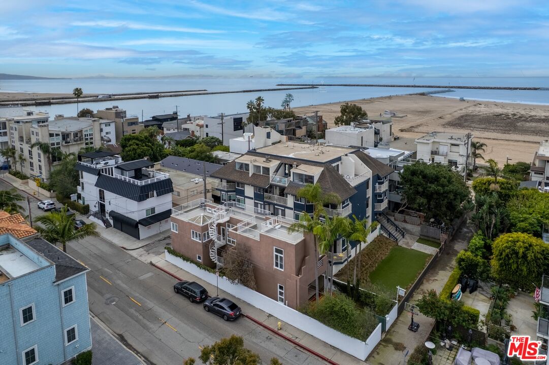 28 Westwind Street Marina del Rey, CA 90292 - Photo 43 of 45