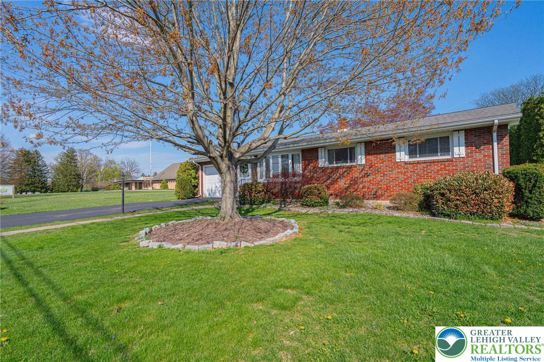 2630 Jacksonville Road Bethlehem, PA 18017 - Photo 3 of 38