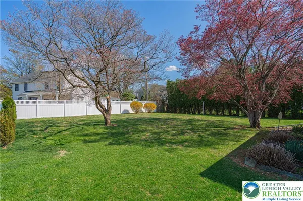 $299,900 | 2630 Jacksonville Road, Bethlehem, PA 18017