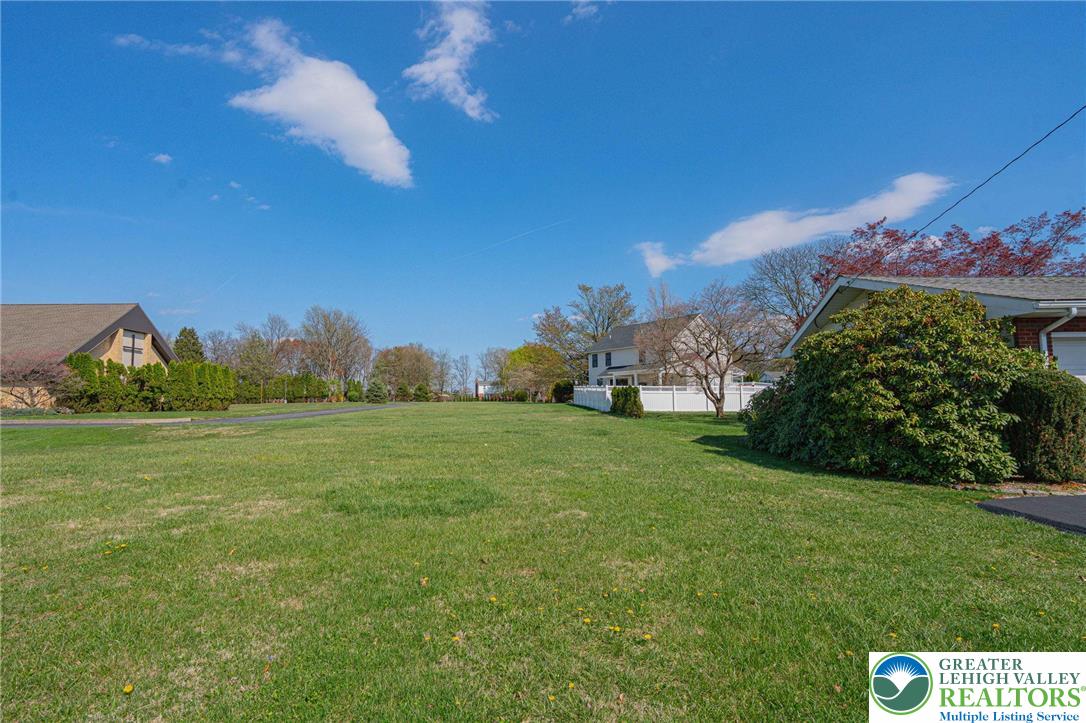 2630 Jacksonville Road Bethlehem, PA 18017 - Photo 33 of 38