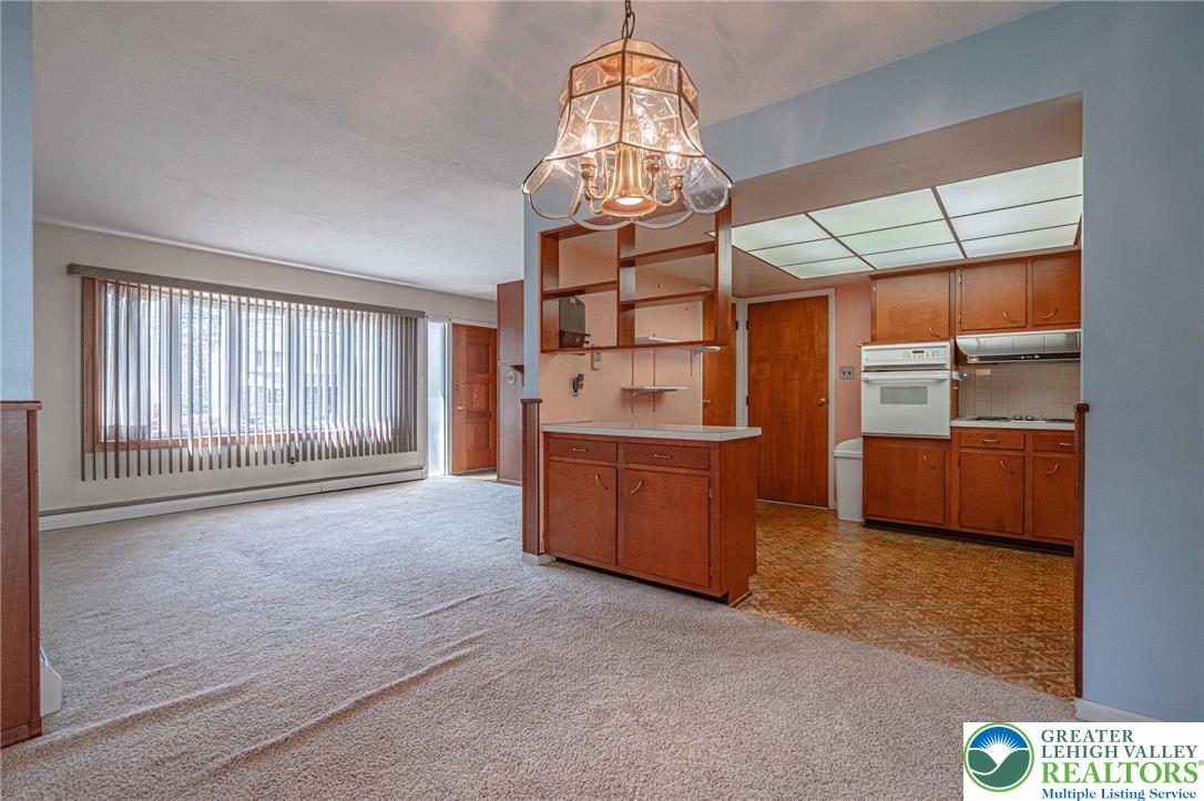 2630 Jacksonville Road Bethlehem, PA 18017 - Photo 8 of 38