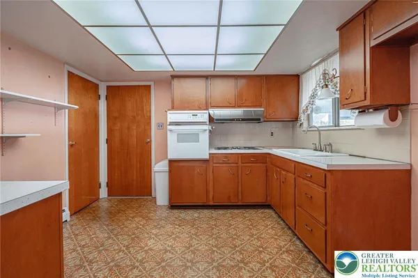 $299,900 | 2630 Jacksonville Road, Bethlehem, PA 18017