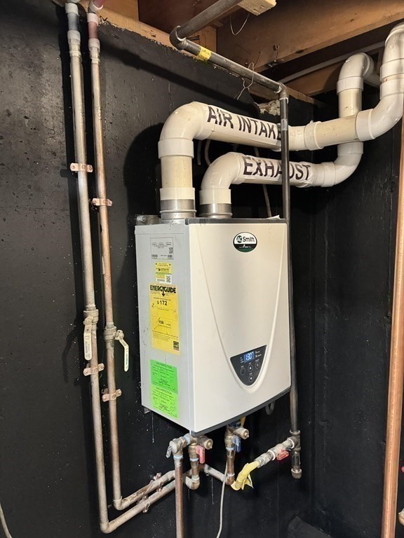 10 Proctor Street Worcester, MA 01606 - Photo 29 of 31 a view of a room with gym equipment