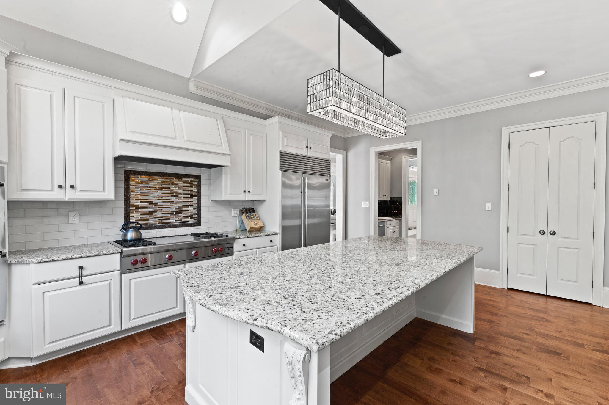 23 Old Covered Bridge Road Newtown Square, PA 19073 - Photo 16 of 65 Newly Updated Kitchen