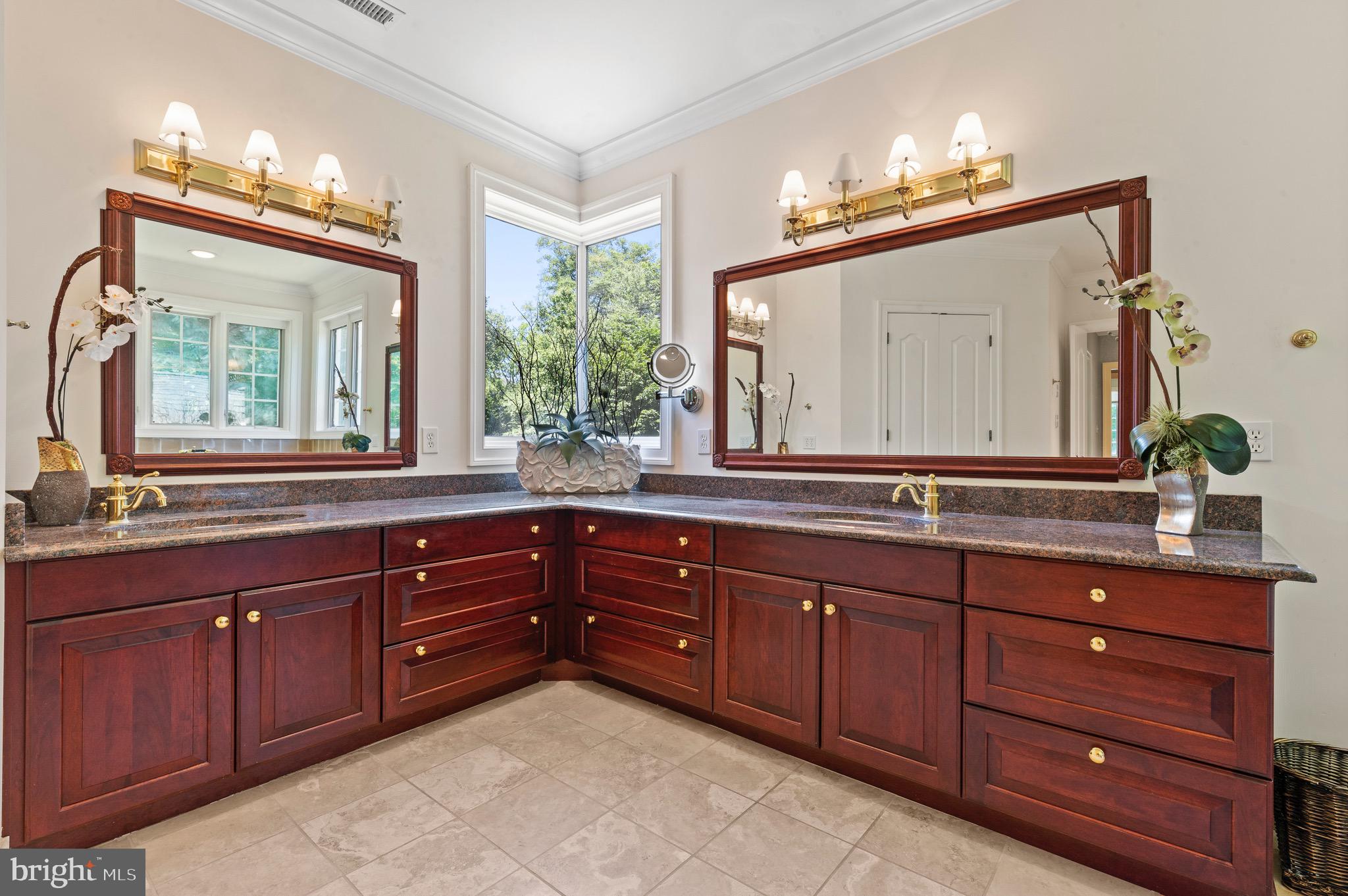 23 Old Covered Bridge Road Newtown Square, PA 19073 - Photo 30 of 65 Master Bathroom