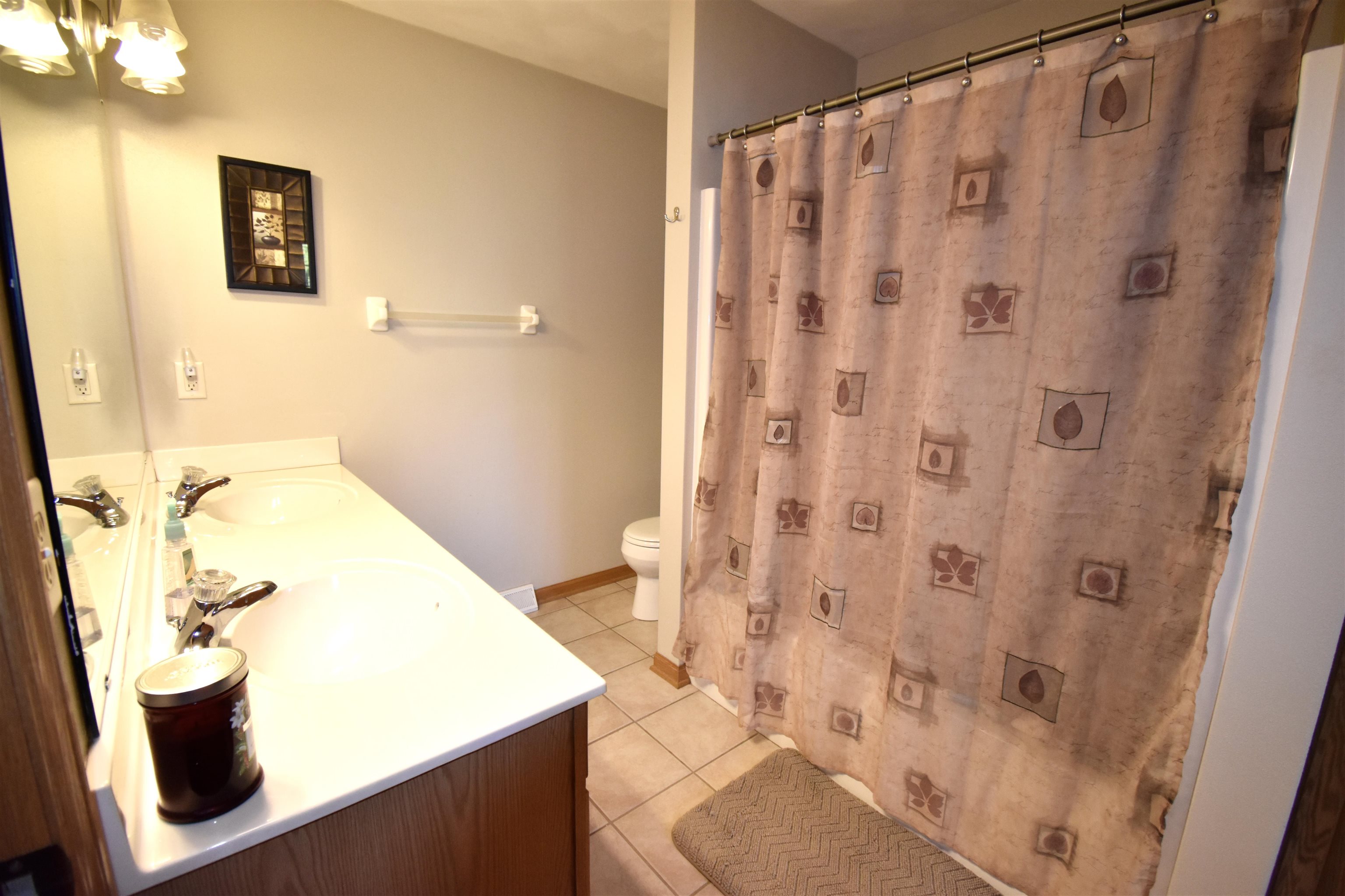 602 Stonehaven Drive Sun Prairie, WI 53590 - Photo 11 of 22