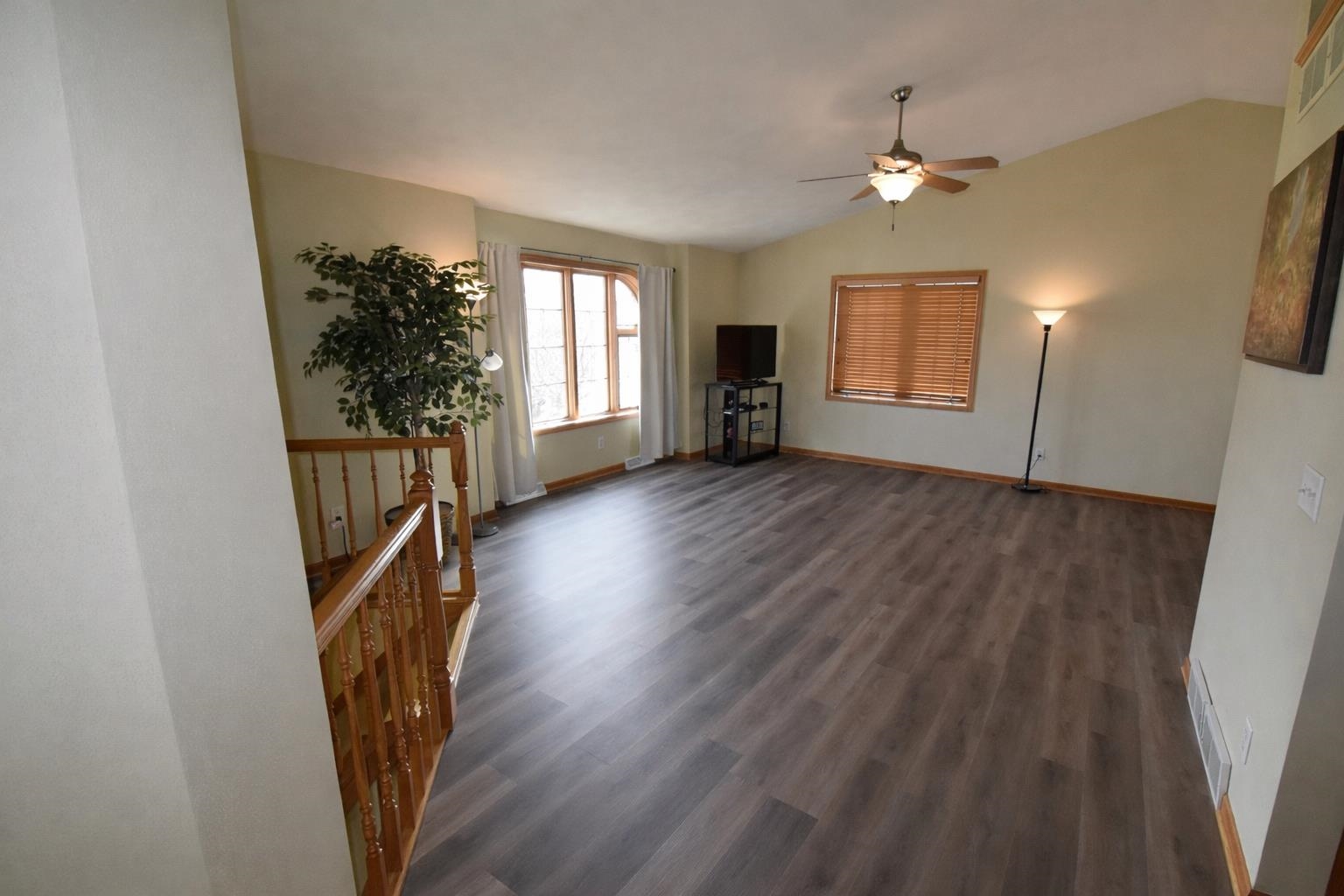 602 Stonehaven Drive Sun Prairie, WI 53590 - Photo 3 of 22