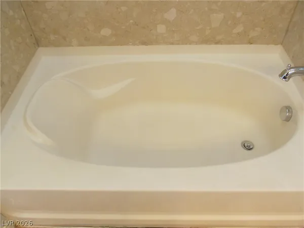 $2,450 | 5930 Crown Palms Avenue, Las Vegas, NV 89139