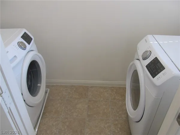 $2,450 | 5930 Crown Palms Avenue, Las Vegas, NV 89139