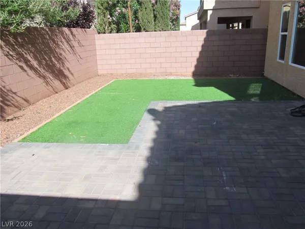 $2,450 | 5930 Crown Palms Avenue, Las Vegas, NV 89139