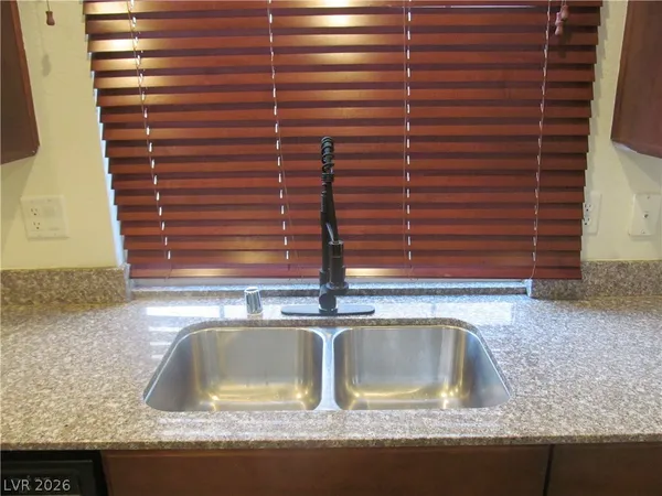 $2,450 | 5930 Crown Palms Avenue, Las Vegas, NV 89139