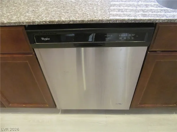 $2,450 | 5930 Crown Palms Avenue, Las Vegas, NV 89139